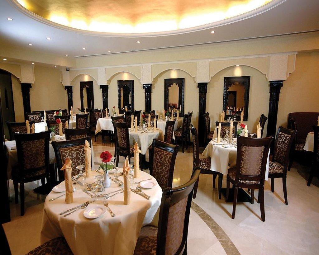 Landmark Riqqa Hotel Dubai Restaurant foto